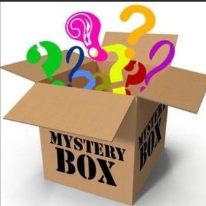 COPY - COPY - COPY - Ladies mystery box size m-l